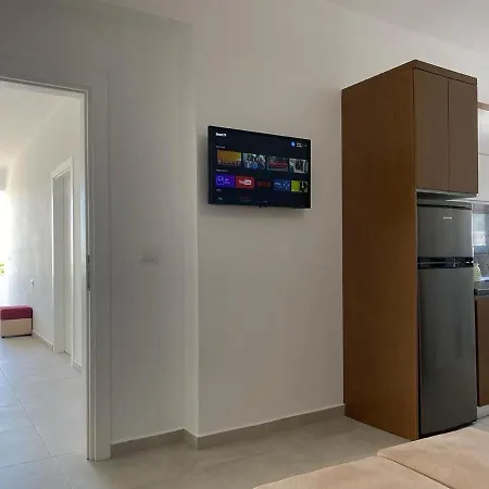 Violeta Green 1 Bedroom